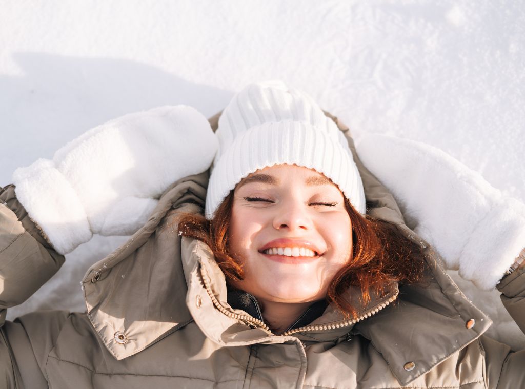 weatherproofmakeup hero image.jpg