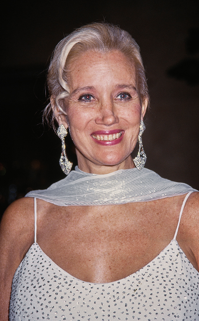 Sally Kirkland dead at 84