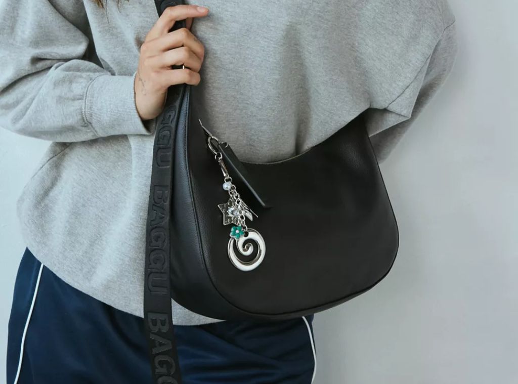 crescent baggage hero image.jpg