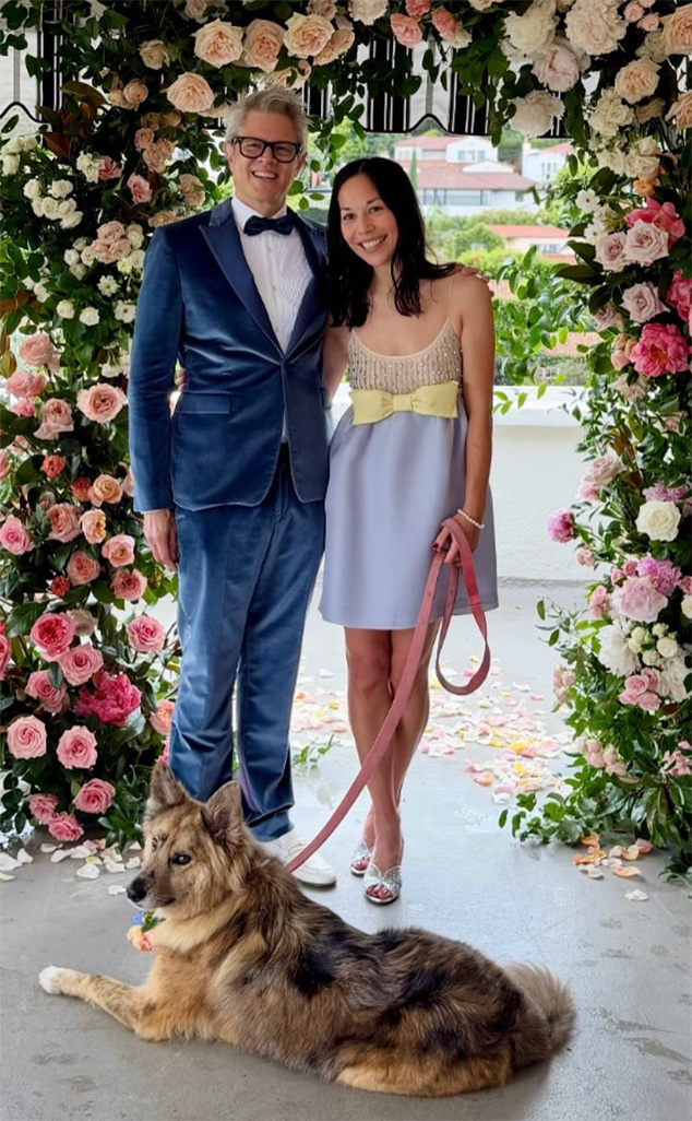 Johnny Knoxville marries Emily Ting