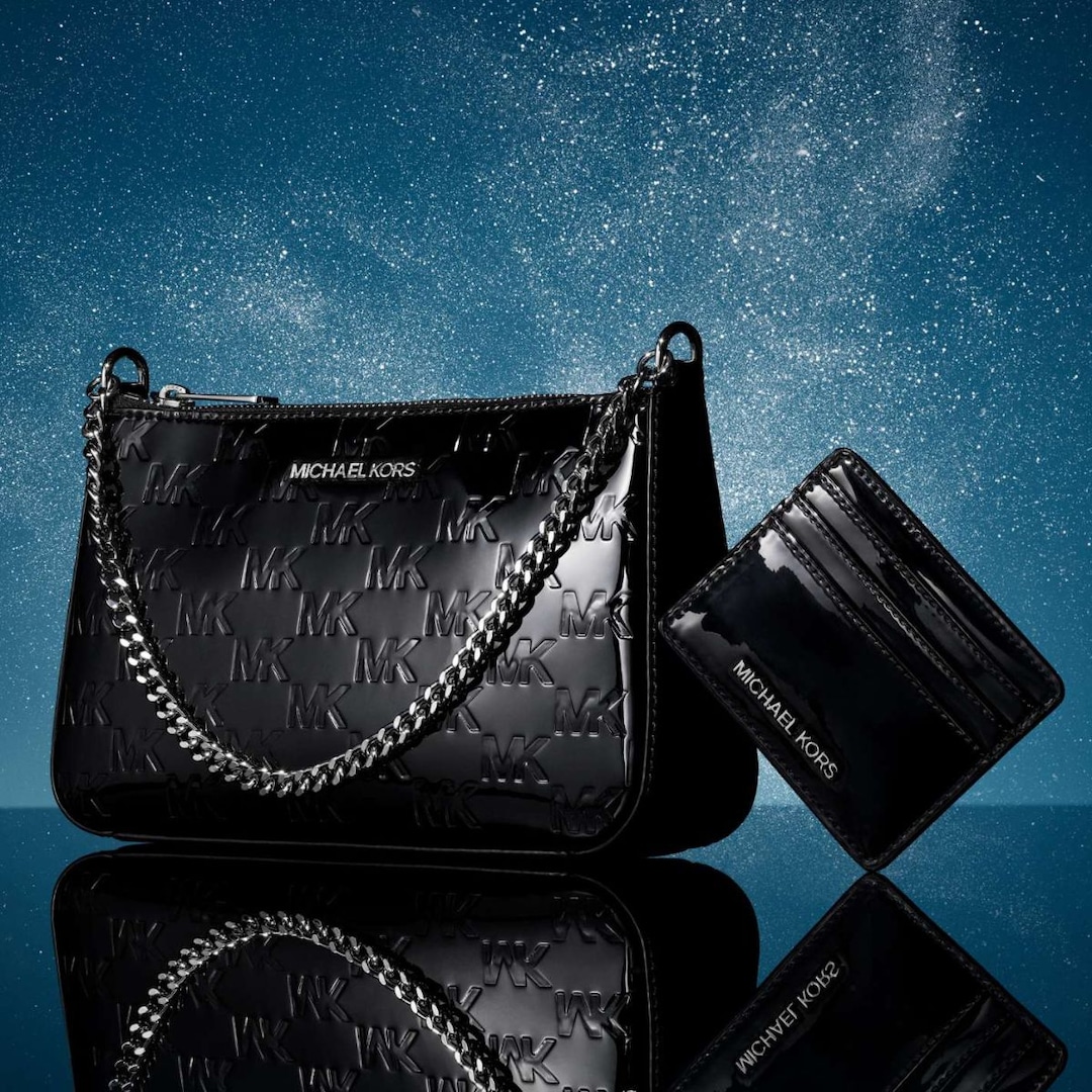 Michael Kors Outlet Black Friday: Up To 80% Off Chic Shoulder Bags, Totes, Hobo Bags & More Michael Kors Outlet Black Friday: Up To 80% Off Chic Shoulder Bags, Totes, Hobo Bags & More