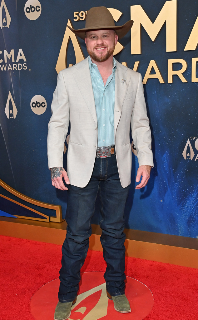 Cody Johnson arrives at the CMA Awards 2025 red carpet