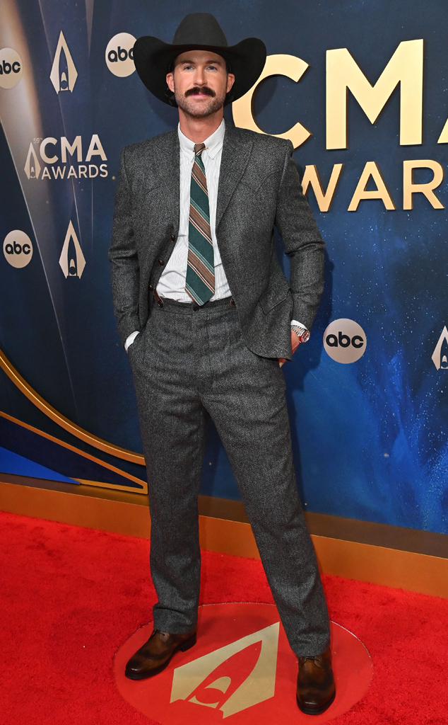 Riley Green arrives at the CMA Awards 2025 red carpet