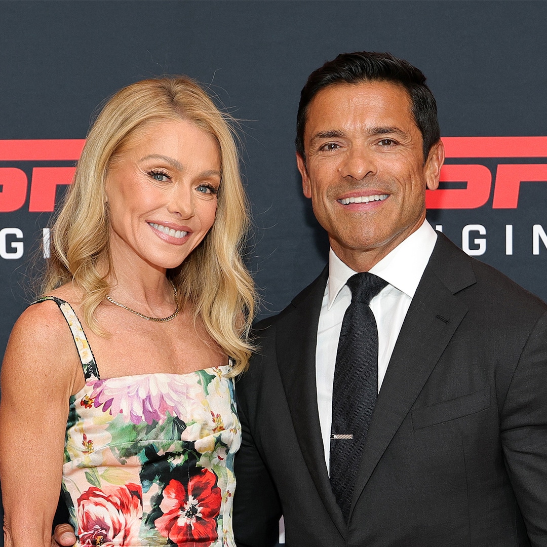 Kelly Ripa and Mark Consuelos Debate Not Giving Their Adult Kids Christmas Presents Kelly Ripa and Mark Consuelos Debate Not Giving Their Adult Kids Christmas Presents