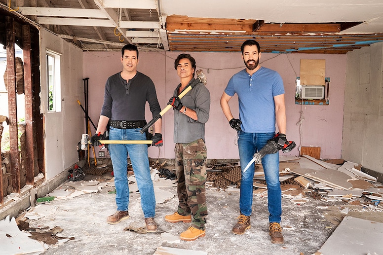 Drew Scott, Jonathan Scott, Celebrity IOU on HGTV, John Stamos