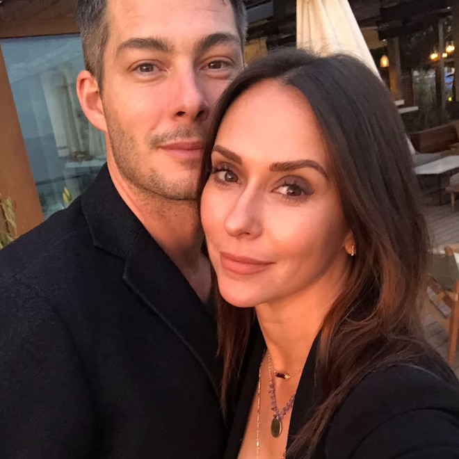 Jennifer Love Hewitt, Brian Hallisay