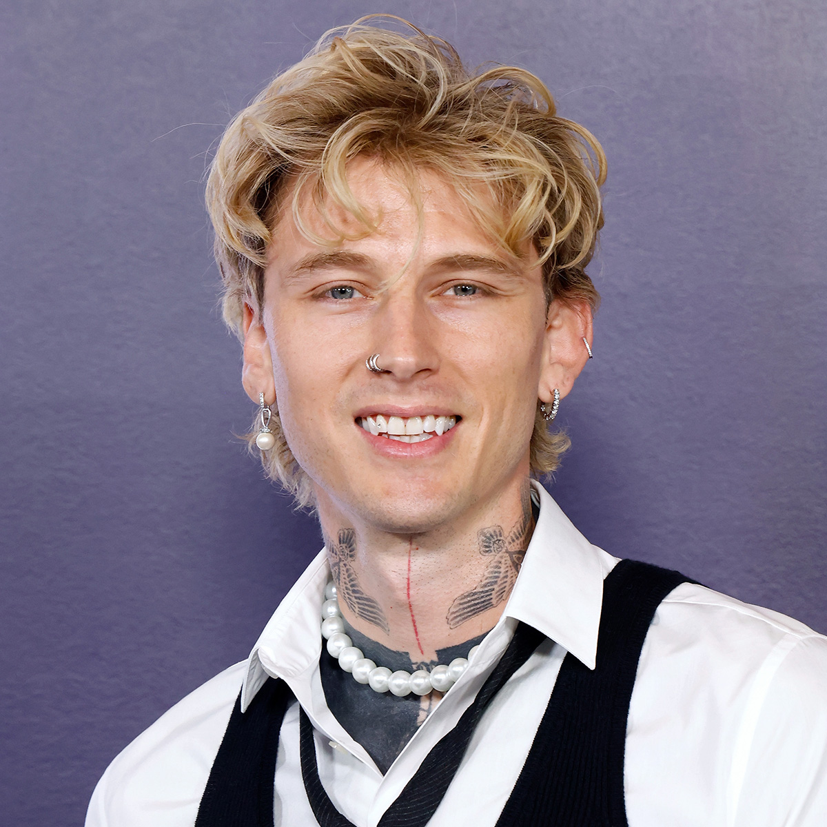 Machine Gun Kelly Makes NSFW Confession About Himself "in the Bedroom"
