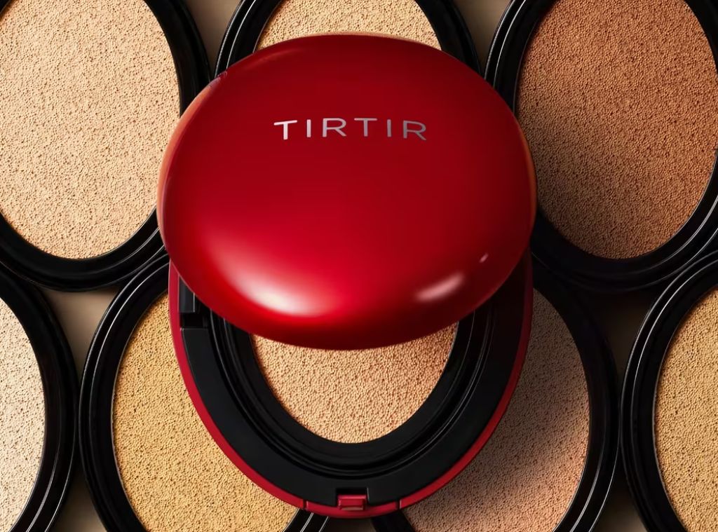 TIRTIR Cloak Match Crimson Cushion Basis.jpg