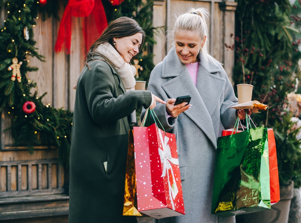 Store Cyber Monday Amazon Deals_1024x759.jpg