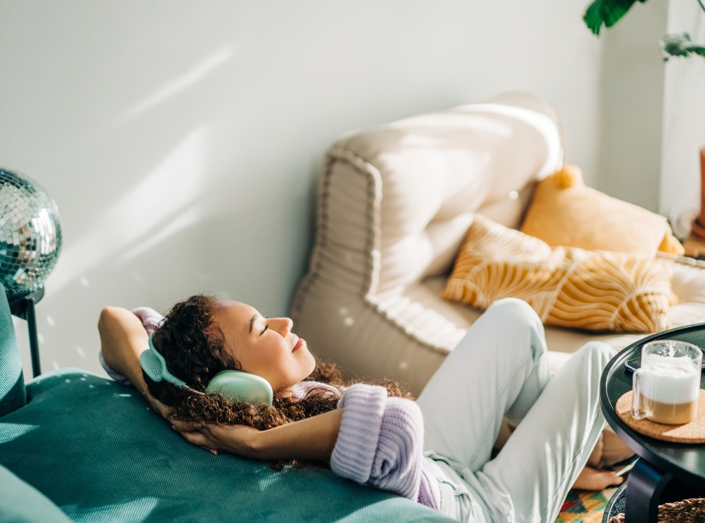 Shop Amazon Cozy Deals BF_1024x759.jpg