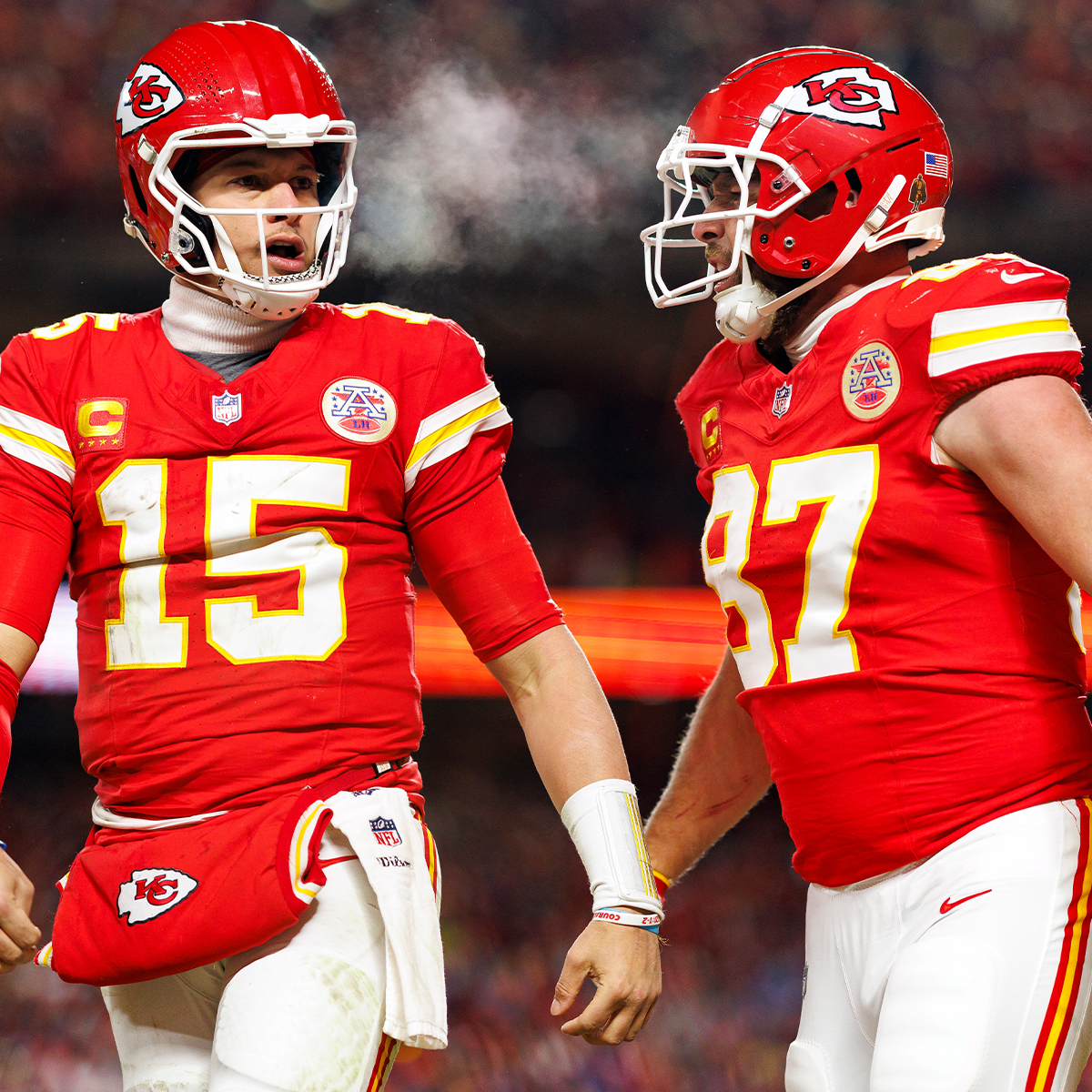 Travis Kelce and Patrick Mahomes' Emotional Conversation After Super Bow Loss Revealed - E! Online