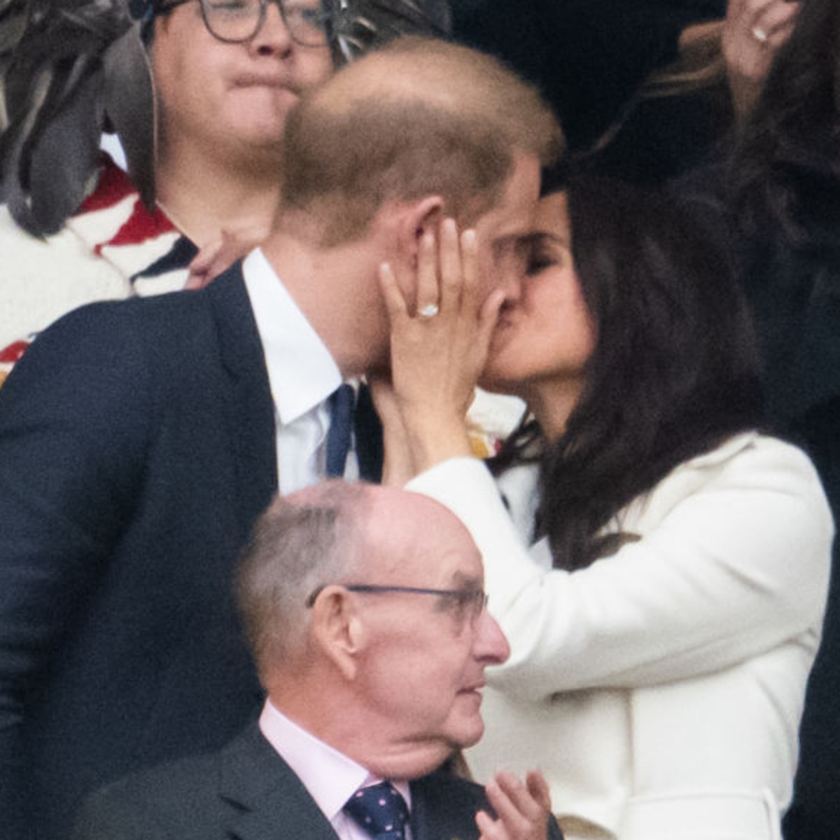 <a href="https://www.eonline.com/news/1413500/prince-harry-and-meghan-markle-lock-lips-in-never-before-seen-photo-on-valentines-day?cmpid=rss-syndicate-genericrss-us-top_stories" target="_blank">Prince Harry & Meghan Markle Lock Lips in New Valentine’s Day Pic</a>