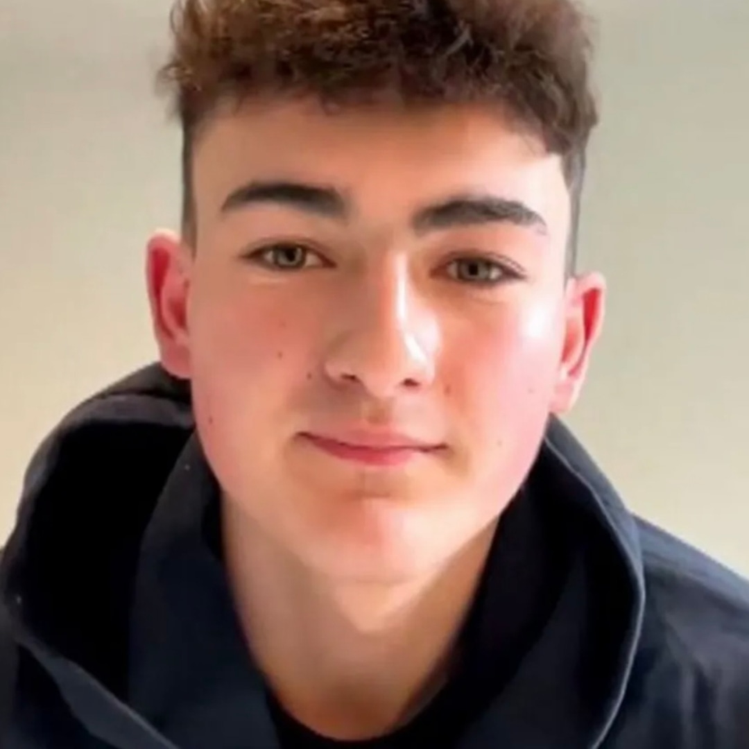 “Charlie Bit My Finger” YouTuber, Now 18, Is All Grown Up in Rare Life Update – E! Online “Charlie Bit My Finger” YouTuber, Now 18, Is All Grown Up in Rare Life Update – E! Online