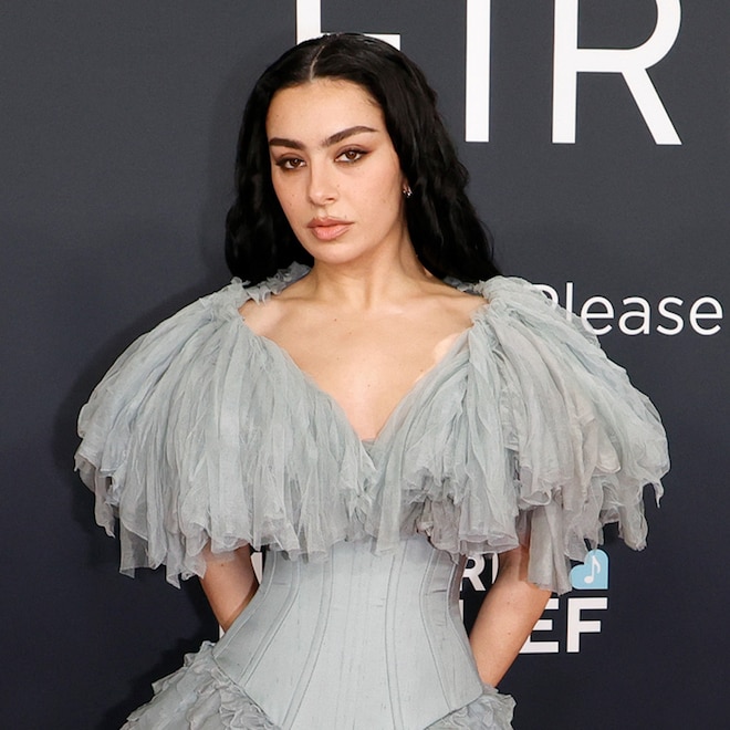 Charli XCX arrives at the Grammys 2025 red carpet