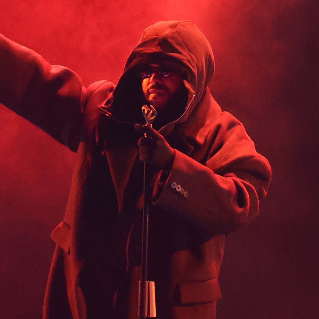 The Weeknd Breaks His Grammys Boycott With Surprise Performance – E! Online The Weeknd Breaks His Grammys Boycott With Surprise Performance – E! Online