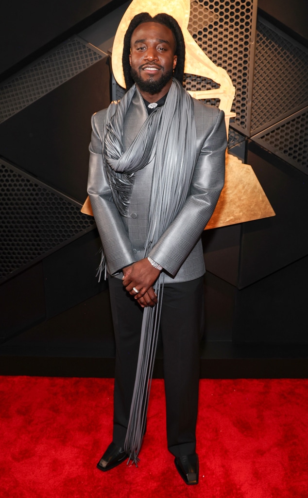 Shaboozey arrives at the Grammys 2025 red carpet