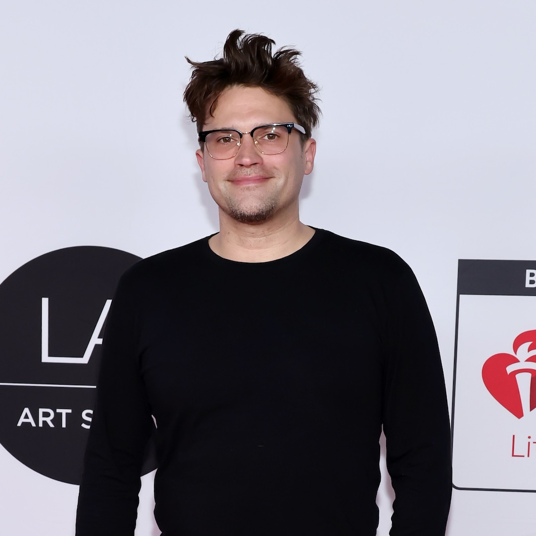 Vanderpump Rules’ Tom Schwartz Reveals His Relationship Status—and You’ll Be Surprised – E! Online Vanderpump Rules’ Tom Schwartz Reveals His Relationship Status—and You’ll Be Surprised – E! Online