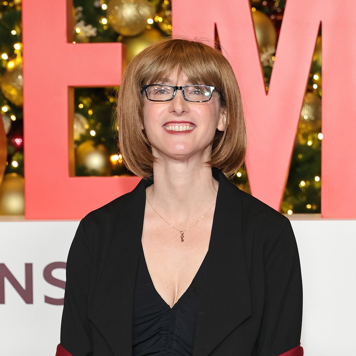 eonline.com - The Housemaid Author Freida McFadden Teases Movie's Major Change from Book