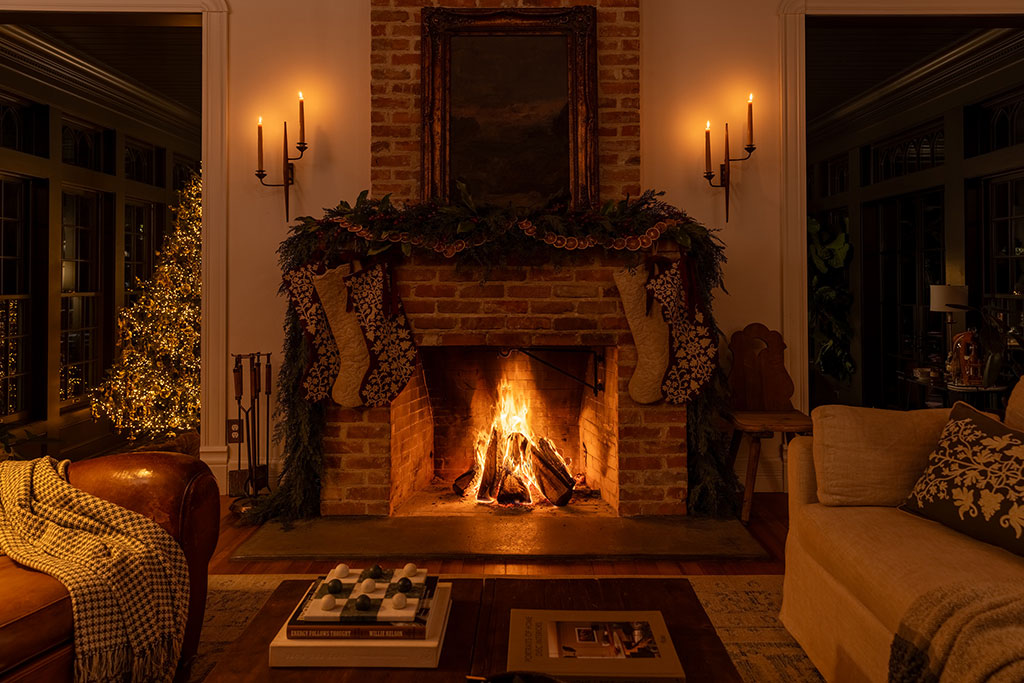 Fixer Upper: Fireplace, Magnolia Network