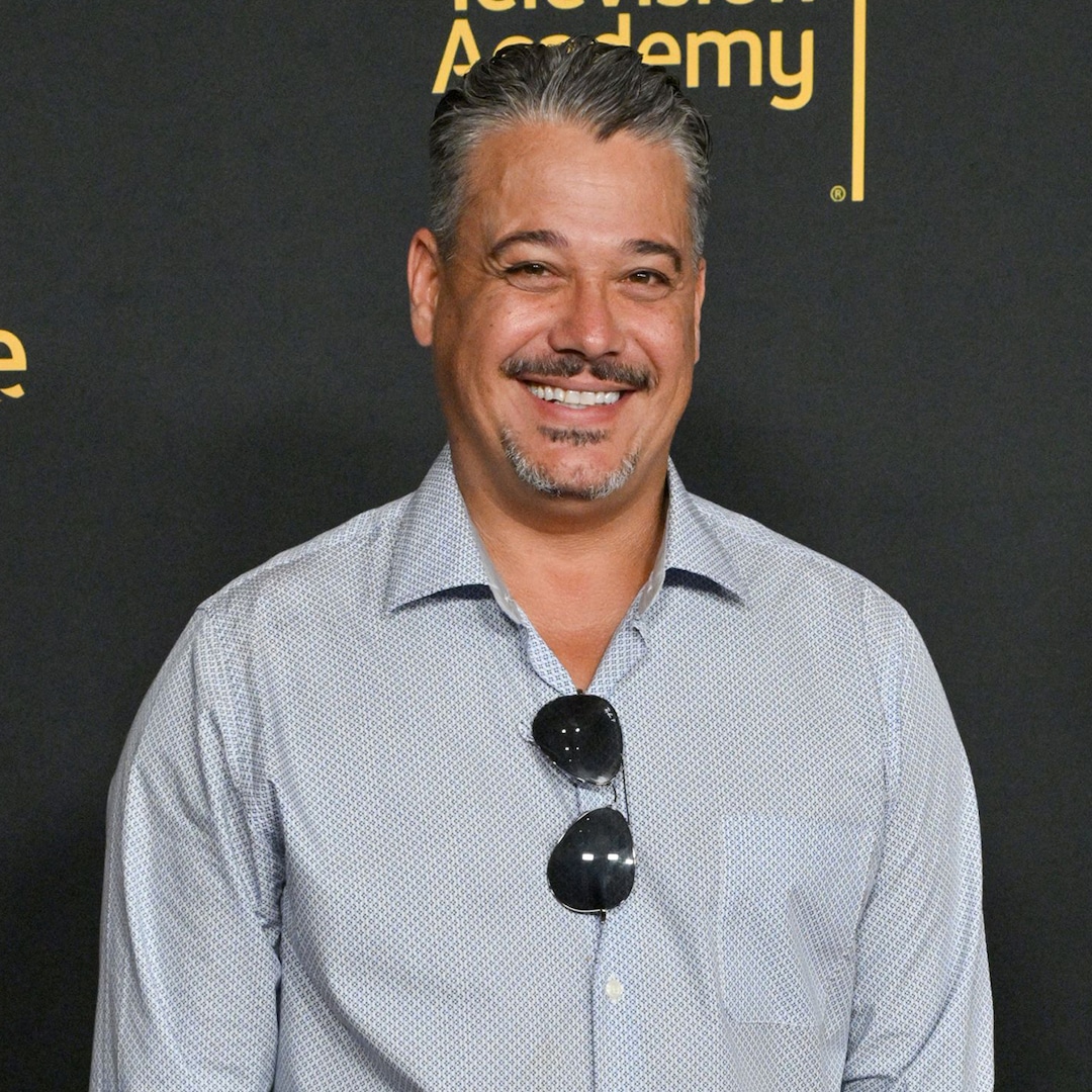 Възпитаникът на предателите Роб Бостън Роб Мариано и звездата от