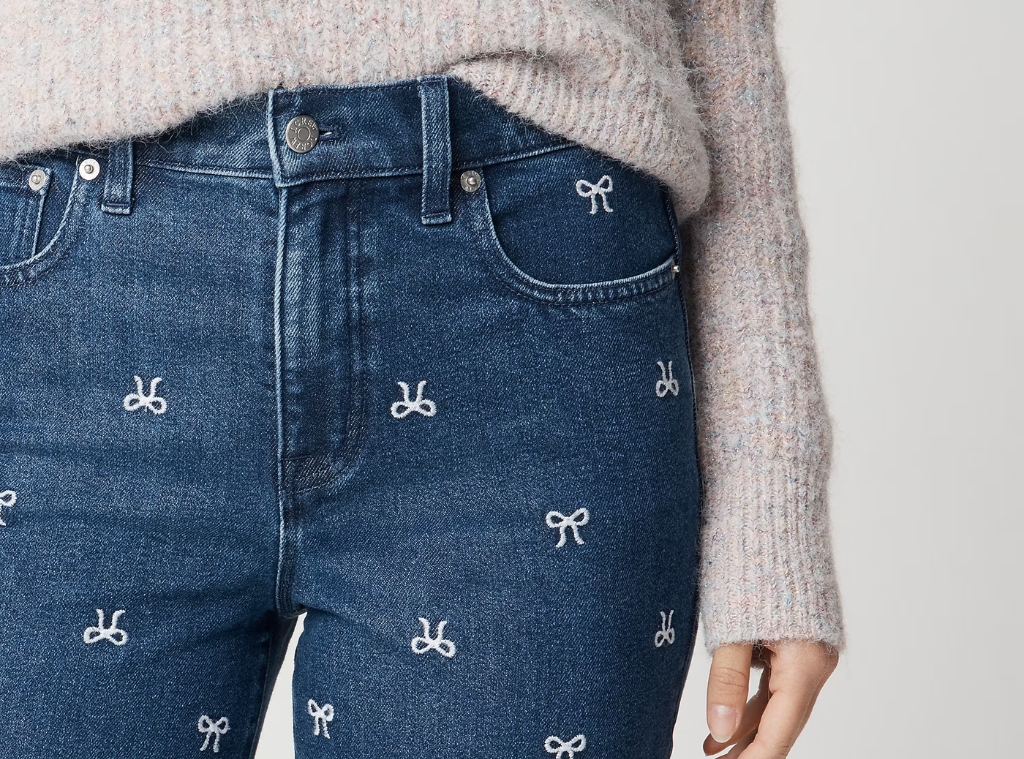 Shop J.Crew Outlet Deals 2025_1024x759.jpg