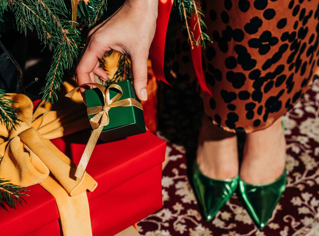 luggagegifts hero image.jpg