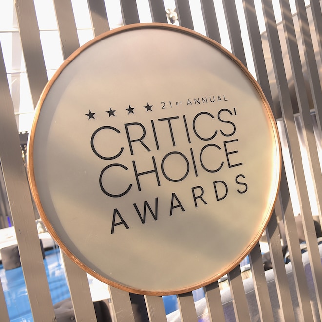 Critics Choice Awards 2016, Logo