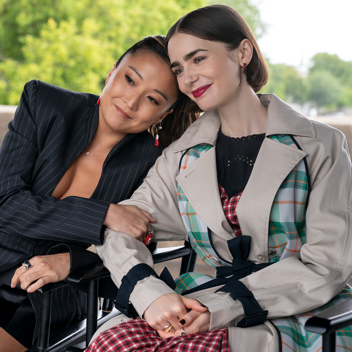 
                        Why Lily Collins, Ashley Park Say Their EIP Characters Needed to Fight
   ...