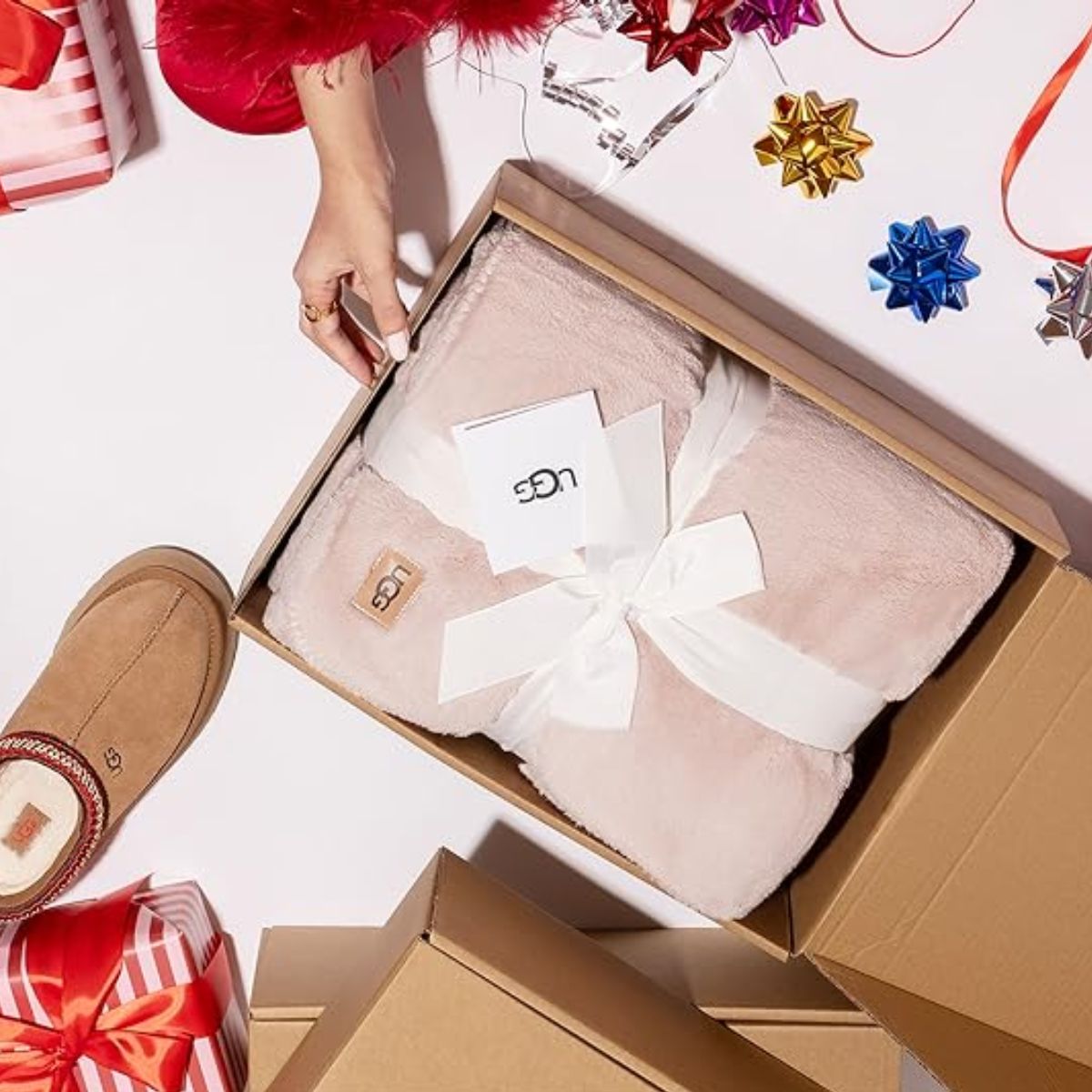 Last-Minute Amazon Gifts That Look Like You Actually Tried, From $6