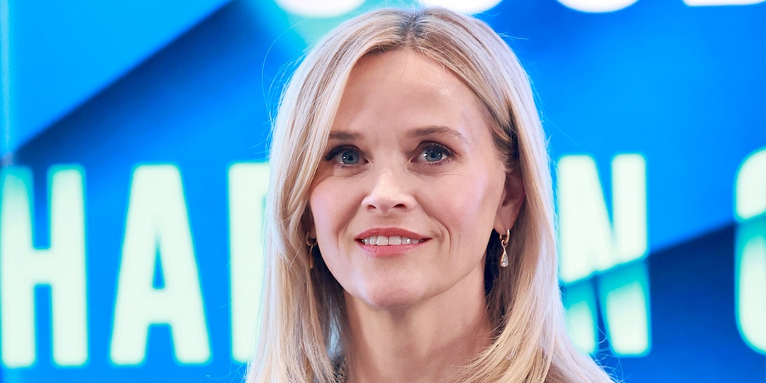 Reese Witherspoon Shares Rare Glimpse Into Holiday Season With Her 3 Kids