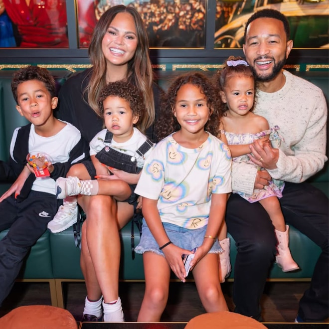 Chrissy Teigen, John Legend, Luna, Miles, Esti, Wren