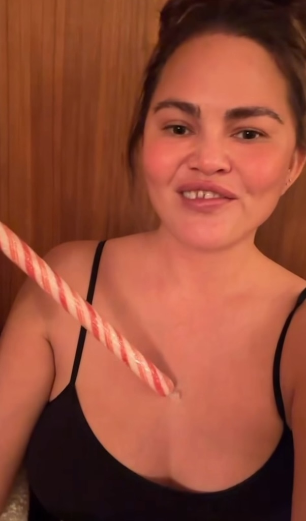 Chrissy Teigen, Christmas 2025