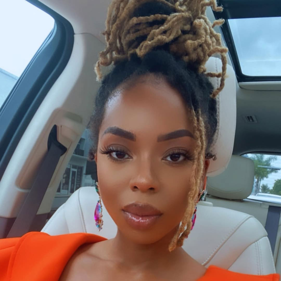 Mickey Lee, Life in Photos