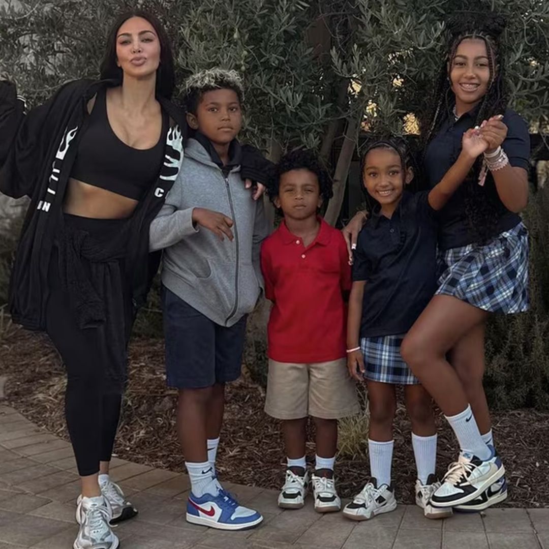 Fotos navideñas de Kim Kardashian con 4 hijos