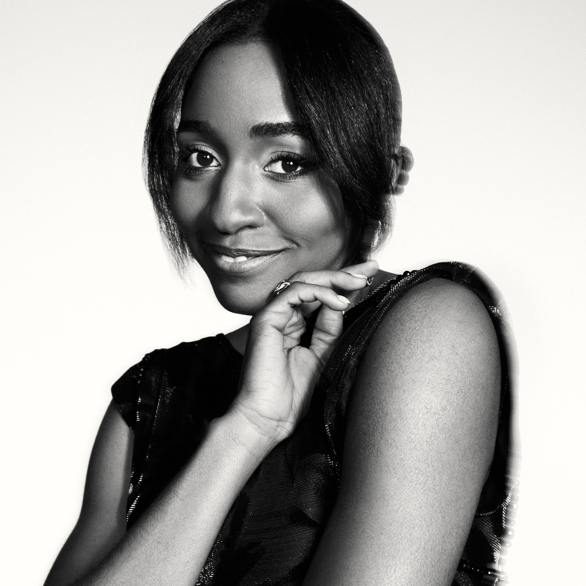 The Bear’s Ayo Edebiri Set to Write and Star in Live-Action Barney Movie – E! Online