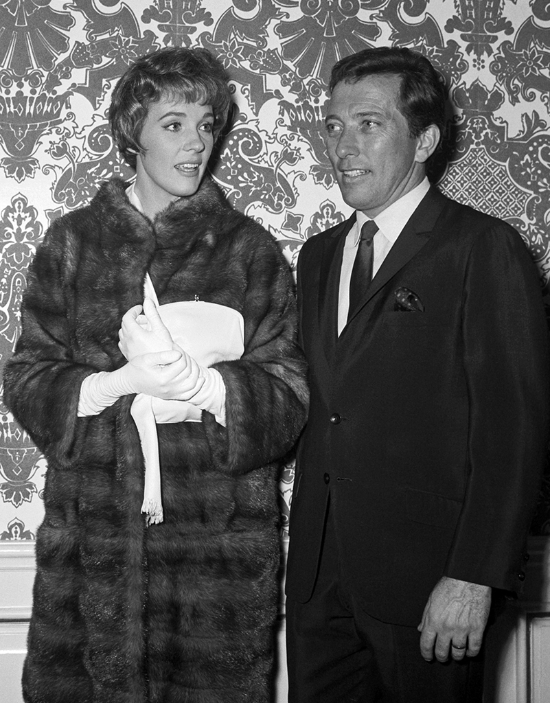 Julie Andrews Life Update at 90: Book, Daughter, image size:801x1024