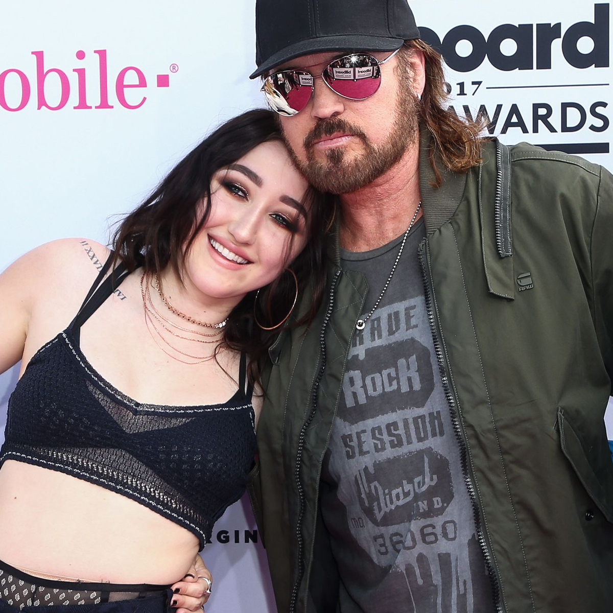 Noah Cyrus Supports Billy Ray Cyrus Amid Family Feud