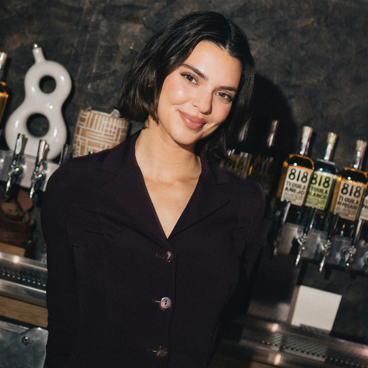 Kendall Jenner Chips Her Front Tooth While on Jet With Kylie Jenner