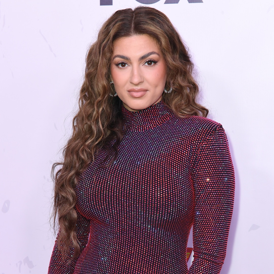 Стипцата на American Idol Тори Кели роди първото бебе на