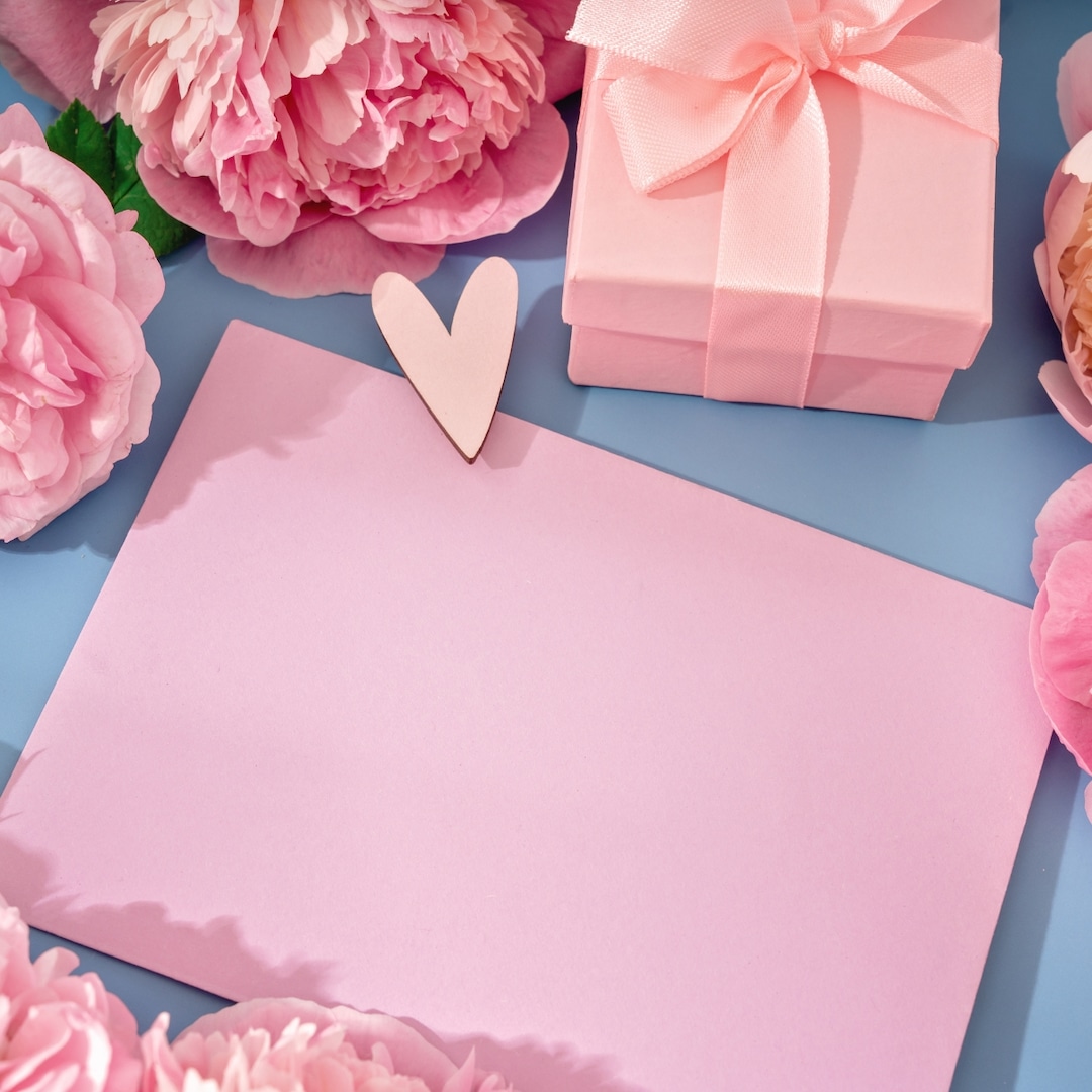 The 33 Best Valentine’s Day Gifts Under  That Will Impress Without Breaking the Bank – E! Online The 33 Best Valentine’s Day Gifts Under  That Will Impress Without Breaking the Bank – E! Online