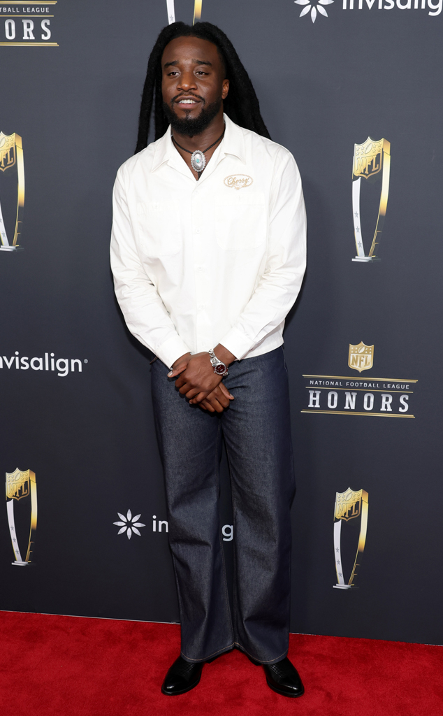 Shaboozey arrives at the NFL Honors 2025