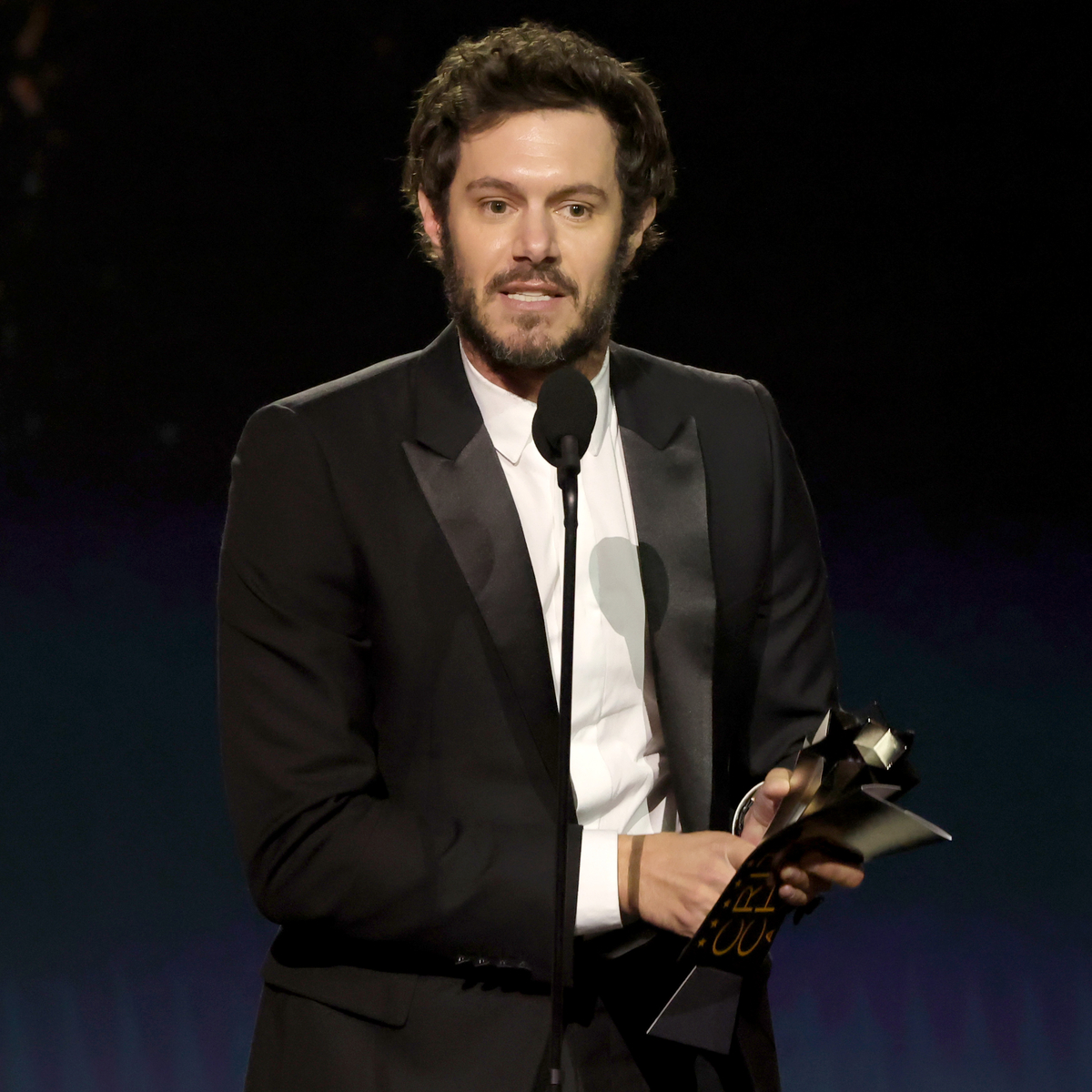 Adam Brody Proves Everybody Wants What He Has With Leighton Meester in 2025 Critics Choice Awards Speech - E! Online