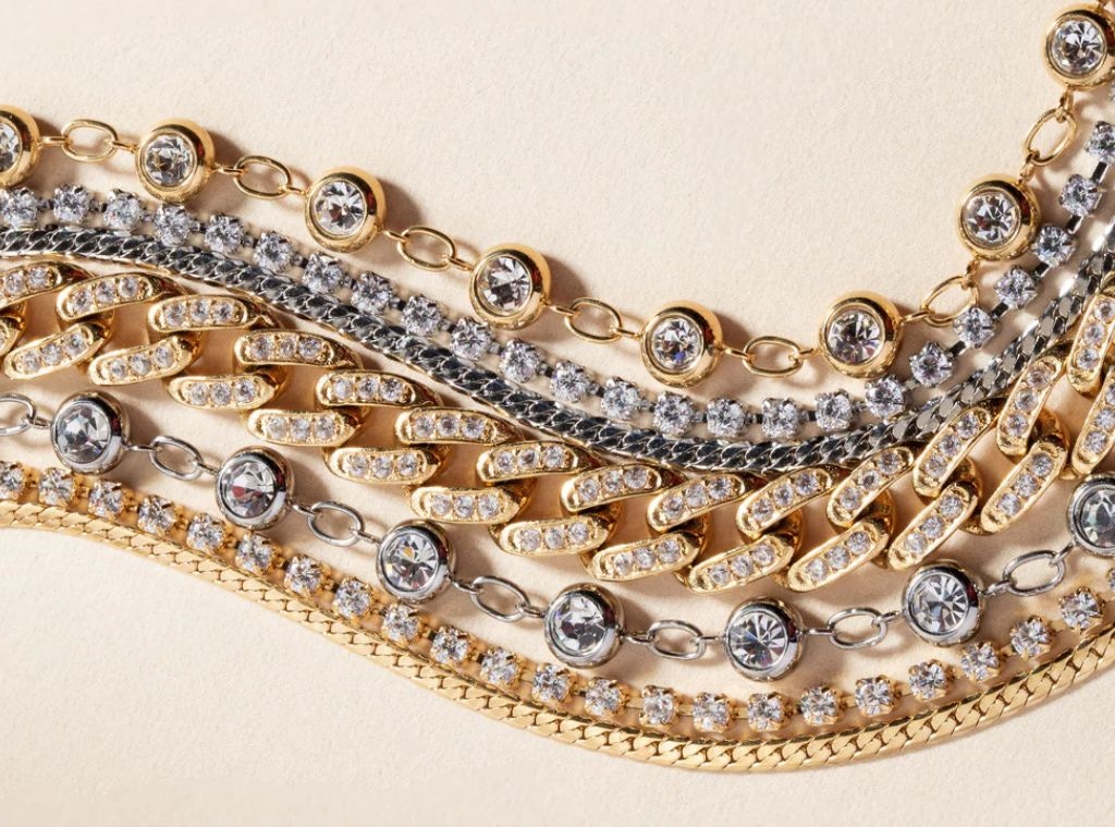 How To Get Alex and Ani Jewelry for Just $20 on Presidents' Day 21 Shop - Alex and Ani - Hero Image