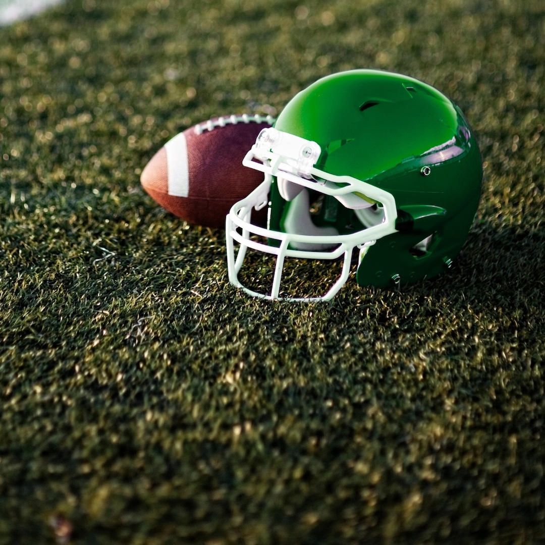 The Viral Book Philadelphia Eagles Fans Are Flocking To – E! Online The Viral Book Philadelphia Eagles Fans Are Flocking To – E! Online