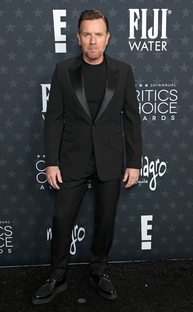 Ewan McGregor arrives at the Critics Choice Awards 2025 red carpet