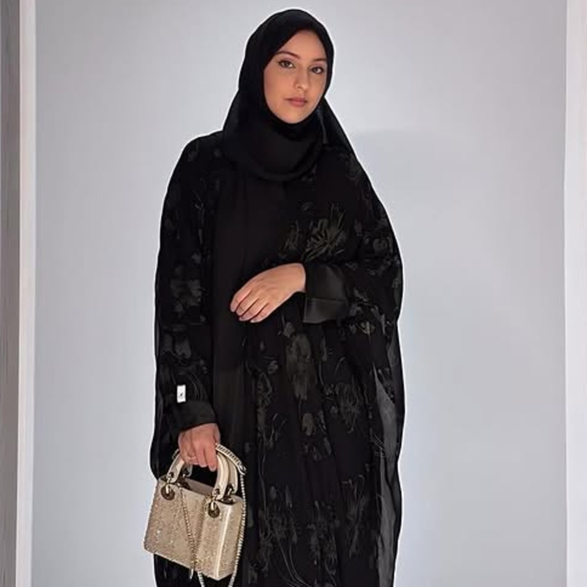 Malaikah Raja, Influencer, Instagram, 2025