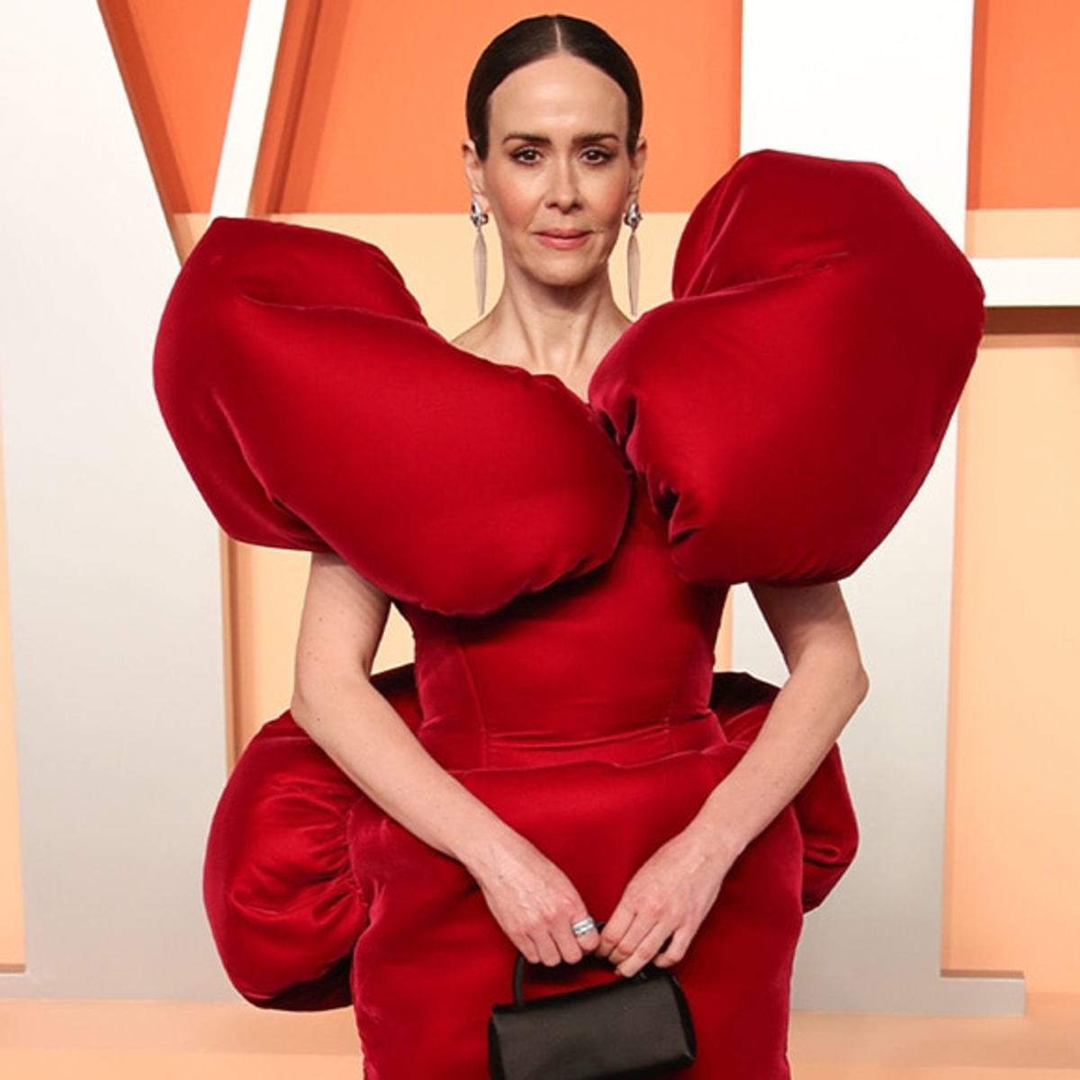 Sarah Paulson Debuts Most Puzzling Look Yet at Vanity Fair Oscars Bash