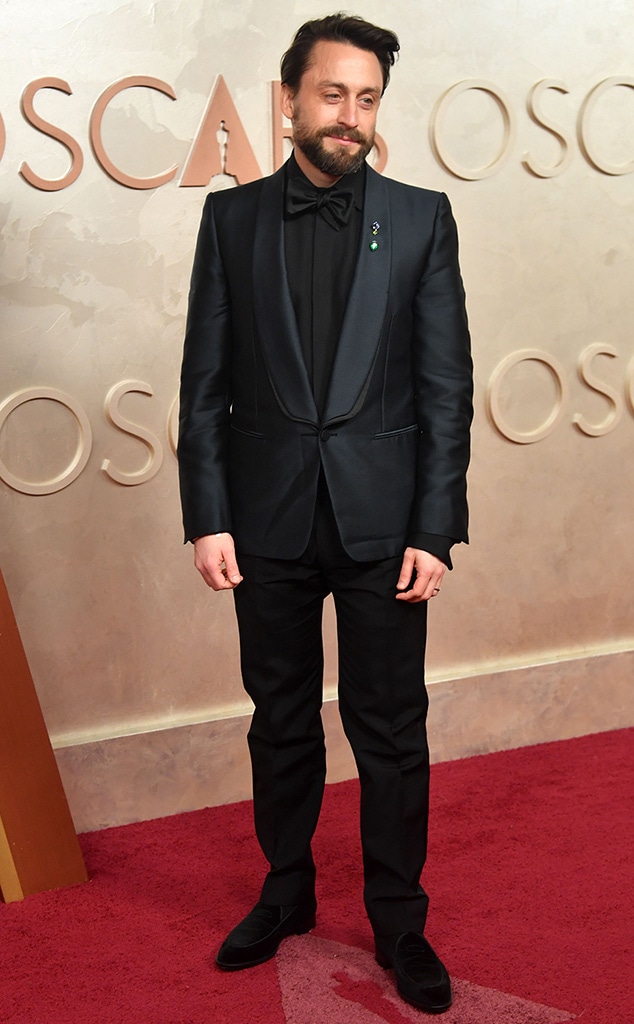 Kieran Culkin arrives at Oscars 2025 red carpet