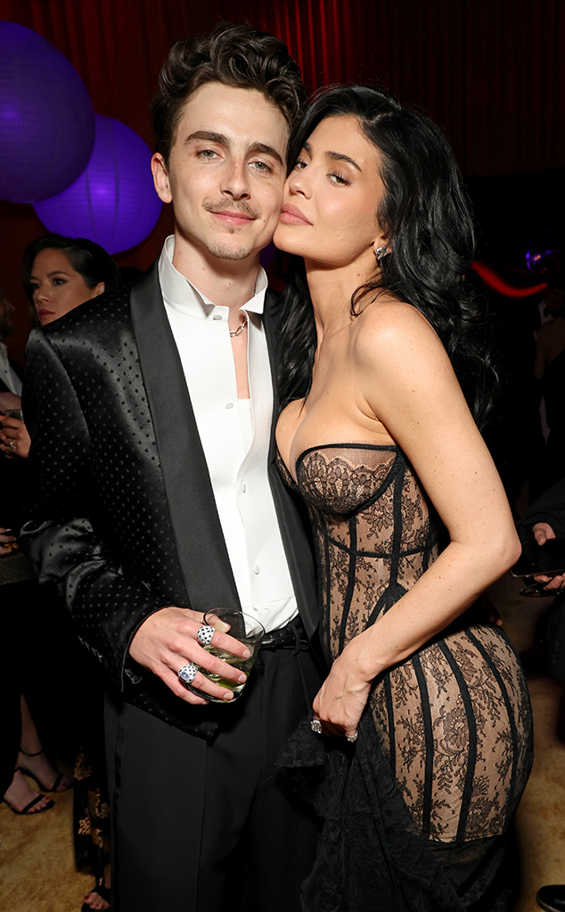 Oscars 2025: Timothée Chalamet Reunites With Kylie Jenner's Family