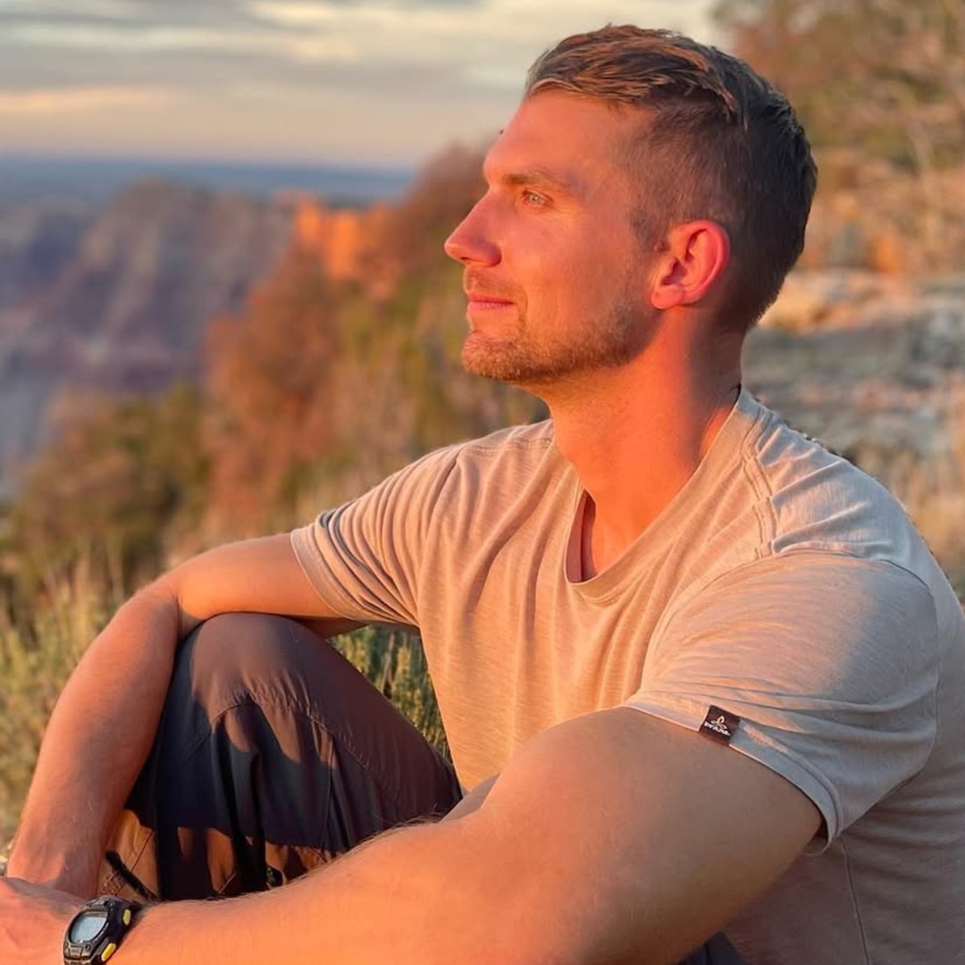 YouTuber Andrew Cross Dies at 36 One Month After Car Accident – E! Online YouTuber Andrew Cross Dies at 36 One Month After Car Accident – E! Online